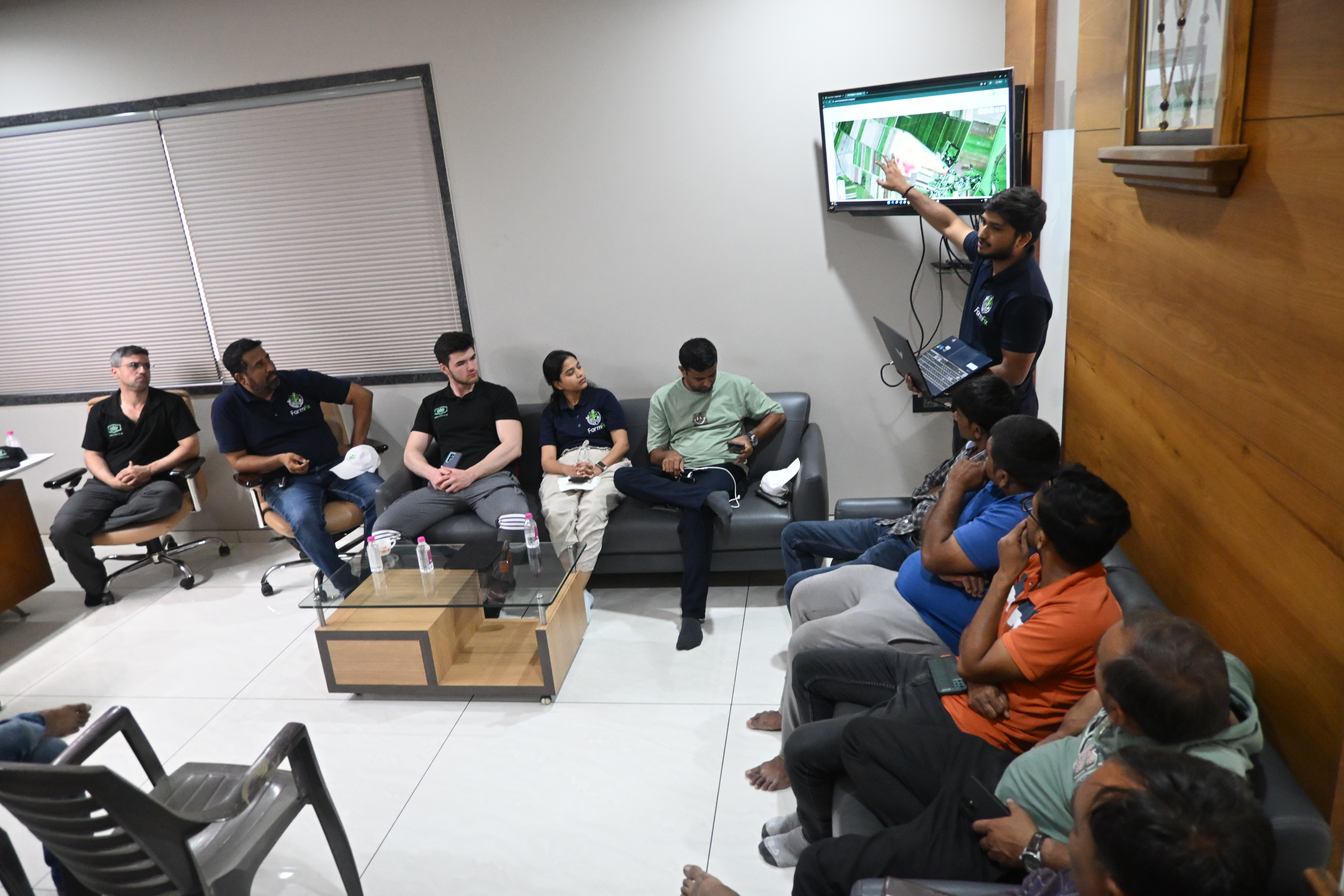 FarmFix team presenting field data and insights during a session